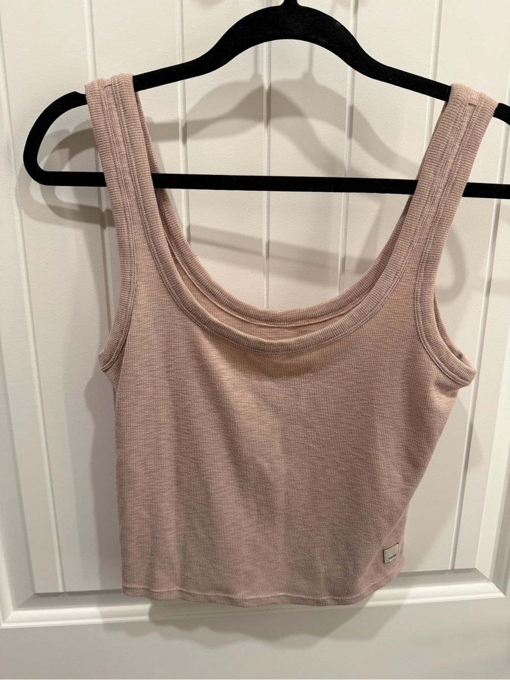 Vuori Sunrise Ribbed Crop Tank Mauve Taupe Size Medium